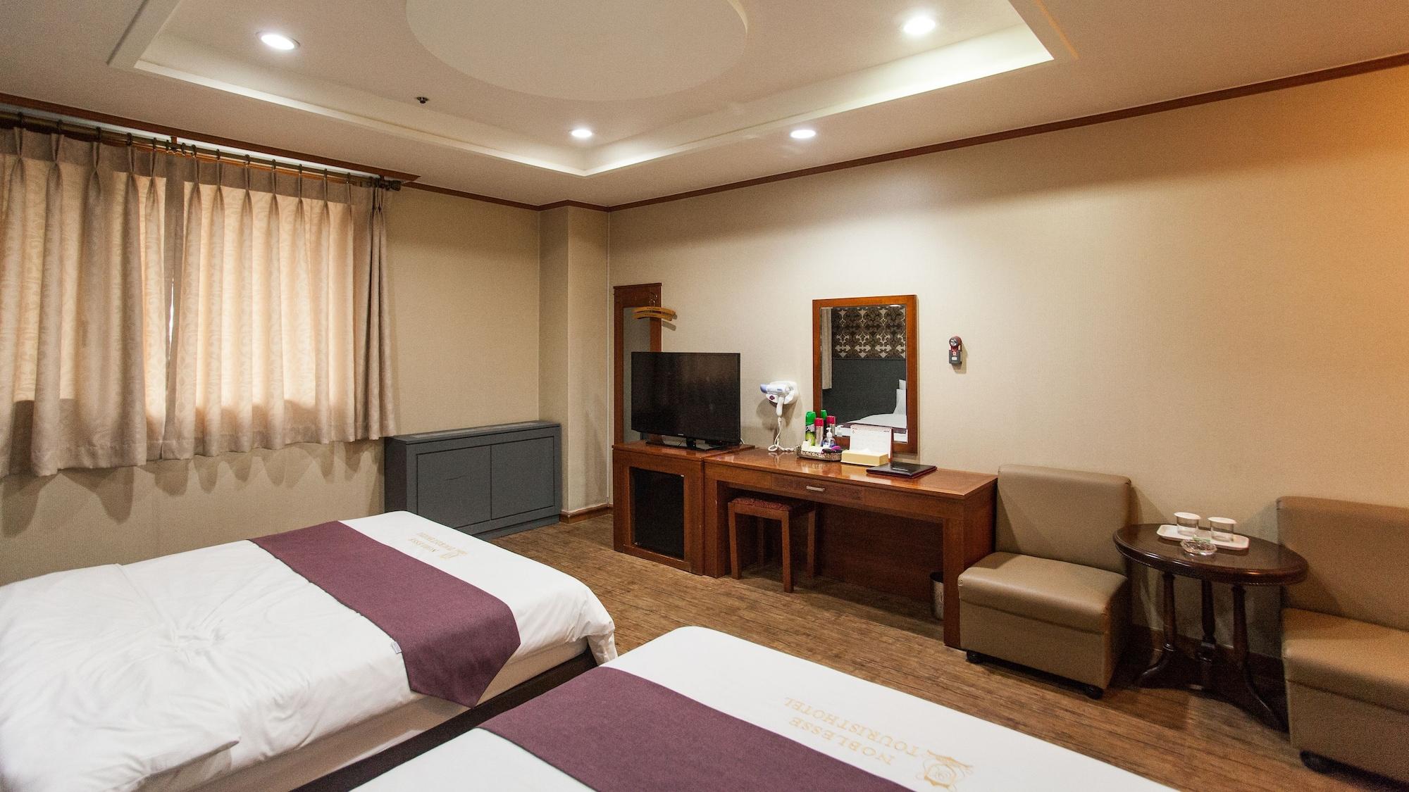 Noblesse Tourist Hotel Séoul Extérieur photo